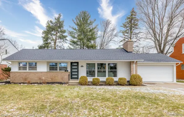 18910 Devonshire ST, Beverly Hills Village, MI 48025