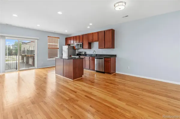 7733 Woodward AVE, Detroit, MI 48202