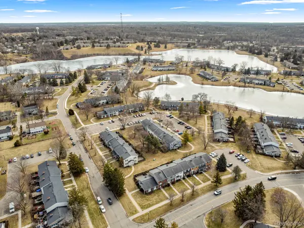 19767 Hayes CT, Northville Township, MI 48167