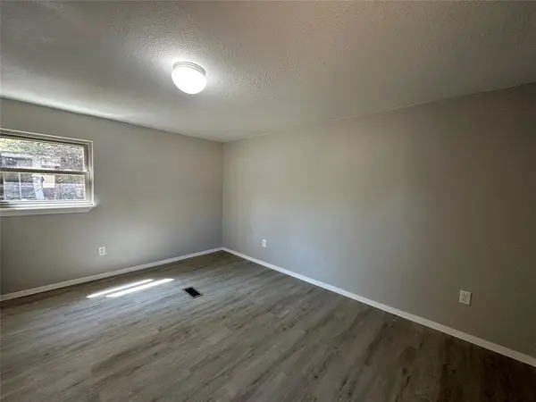 87 Paris Drive, Pottsboro, TX 75076