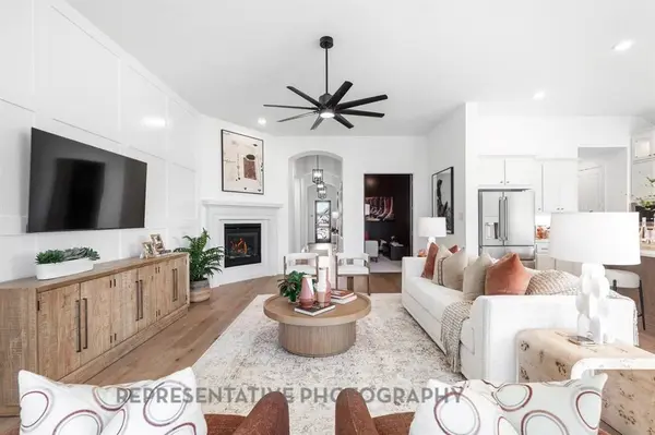 2245 Slate Drive, Waxahachie, TX 75167