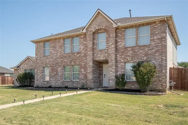 1024 Ridgetop Drive, Justin, TX 76247