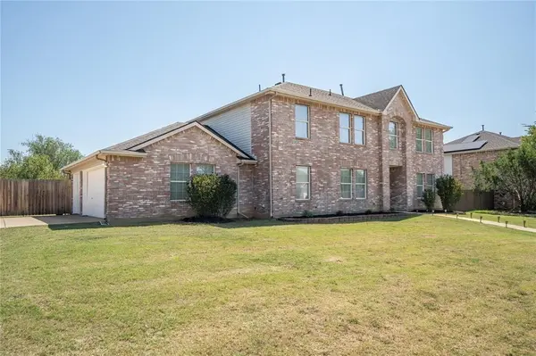 1024 Ridgetop Drive, Justin, TX 76247