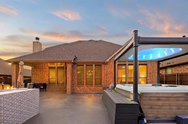 2822 Palmerston Drive, Midlothian, TX 76065