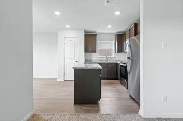 10133 Throttle Lane, Fort Worth, TX 76131