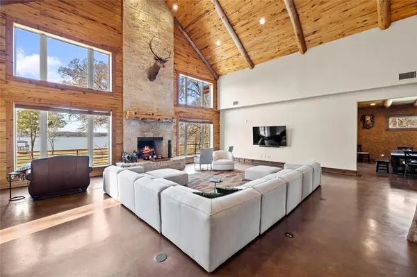 788 RS County Road 3500, Emory, TX 75440