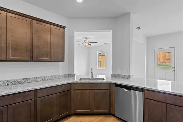 8317 Columbia Falls Road, Ponder, TX 76259