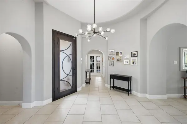 6728 Barcelona, Irving, TX 75039