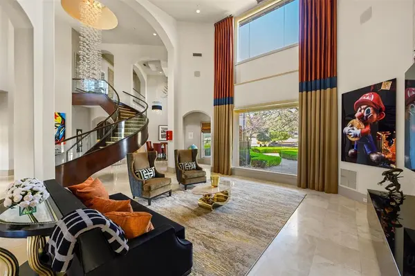 940 W Dove Road, Southlake, TX 76092