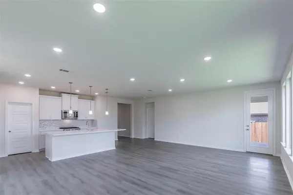 3300 RiverLawn Drive, Anna, TX 75409