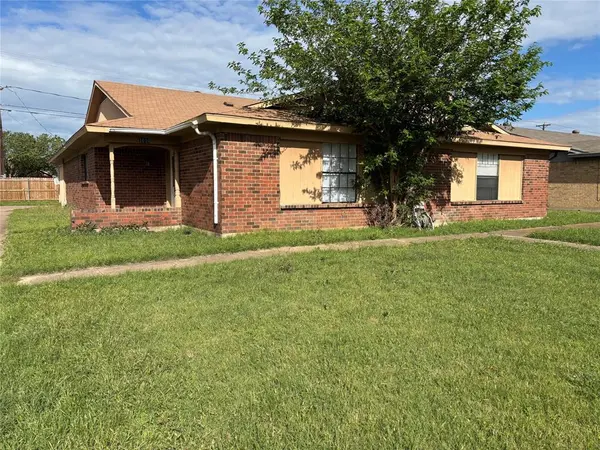 1008 Poplar Street #1010, Benbrook, TX 76126