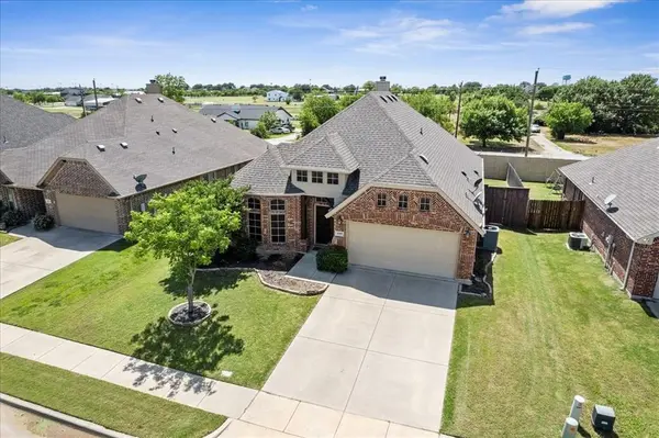 5009 Spruce Street, Krum, TX 76249