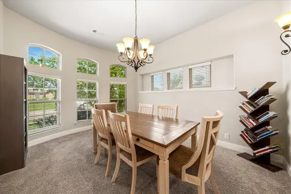 5009 Spruce Street, Krum, TX 76249