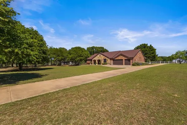 17909 Terrace Drive, Kemp, TX 75143