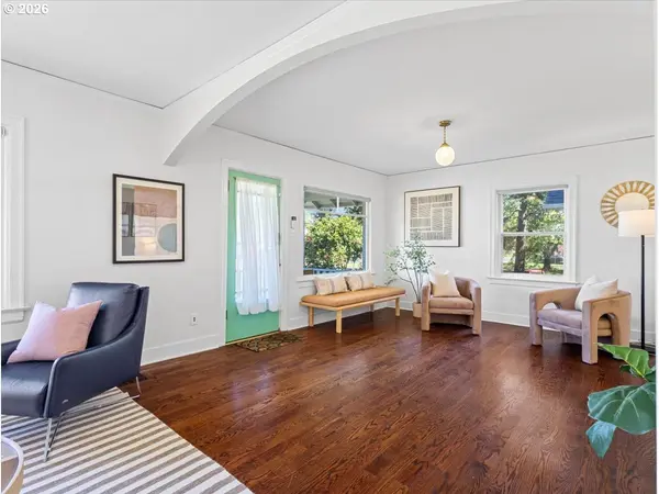 5806 SE NEHALEM ST, Portland, OR 97206