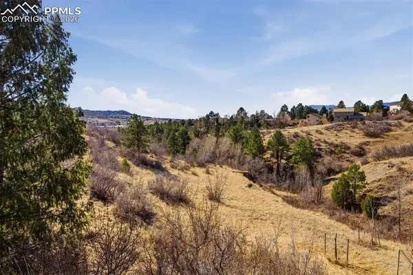 6530 Arequa Ridge LN, Colorado Springs, CO 80919