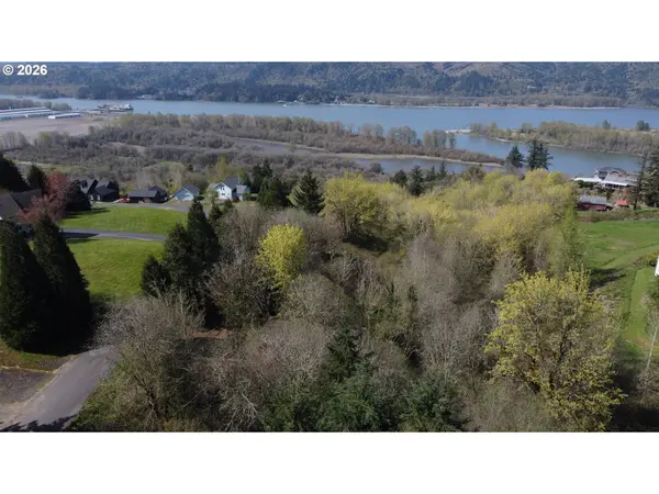 420 TOPEKA RD, Kelso, WA 98626