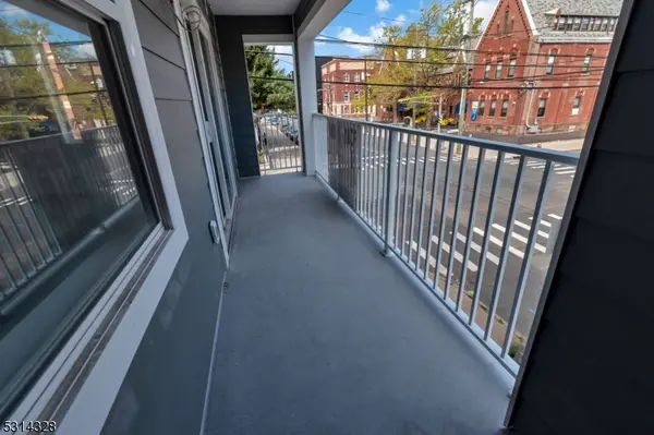 862 E Jersey St #5, Elizabeth City, NJ 07201