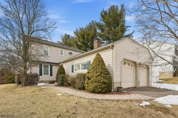 580 Heritage Rd, Long Hill Twp., NJ 07946