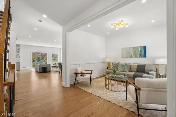 80 Glenside Ave, Summit City, NJ 07901