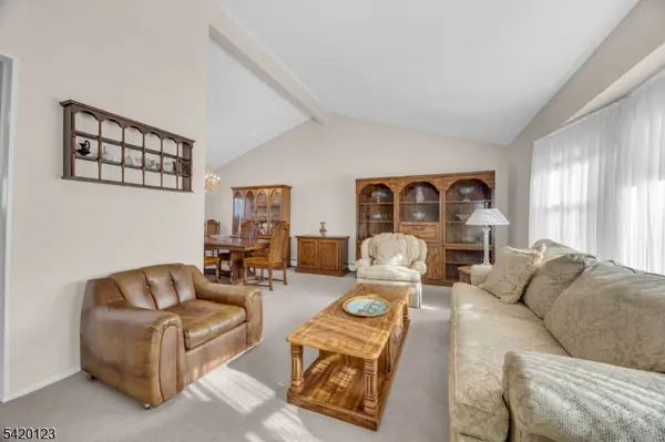 1463 Pawnee Rd, North Brunswick Twp., NJ 08902