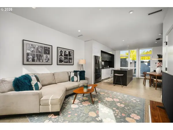 7168 N VANCOUVER AVE, Portland, OR 97217