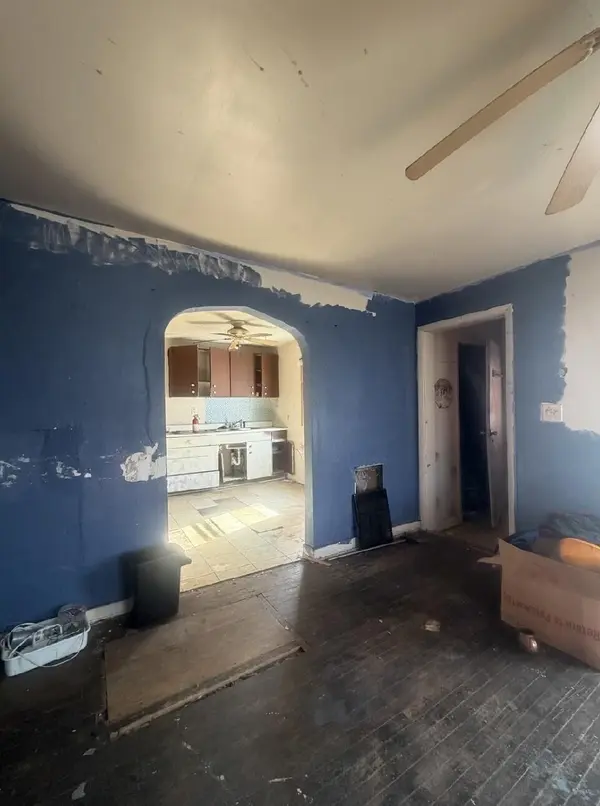 2742 Territorial RD, Benton Twp, MI 49022