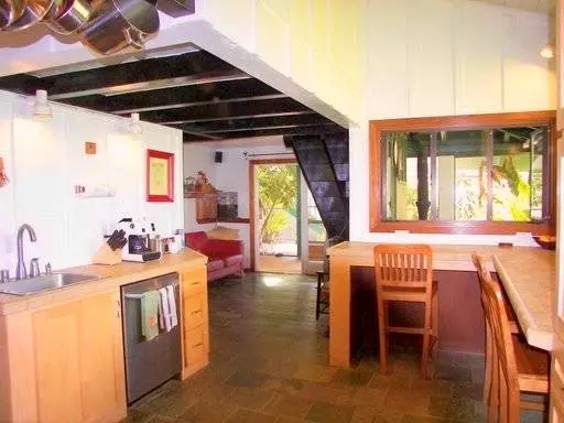 3198 WAWAE RD, Kalaheo, HI 96741