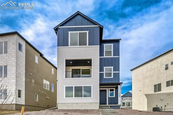 1723 Keystone Crest LN, Colorado Springs, CO 80905