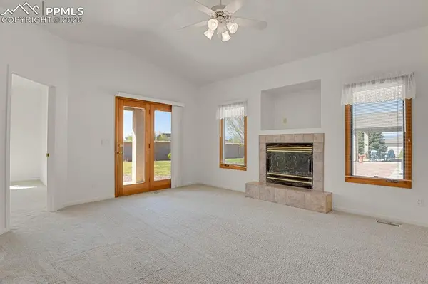 470 S Soaring Eagle DR, Pueblo, CO 81007