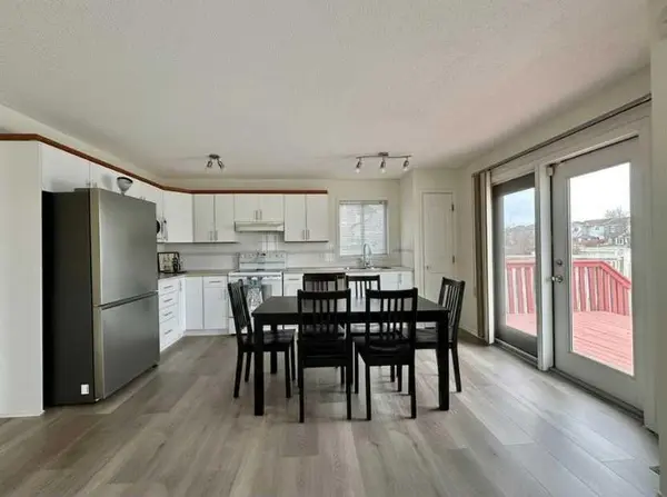 139 Bridlewood CIR SW, Calgary, AB T2Y 3L1