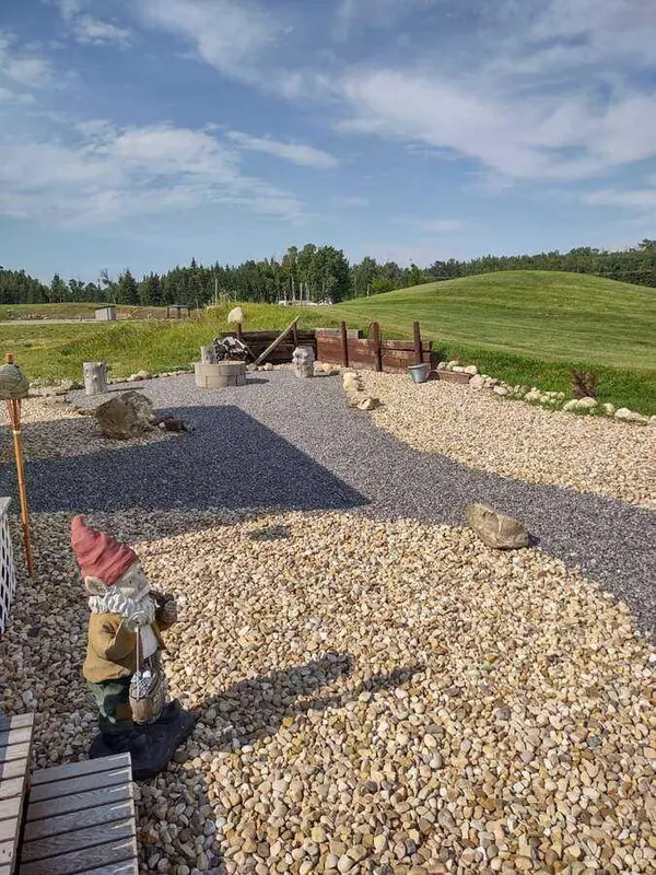 517 454029 RR 11, Westerose, AB T0C 2V0