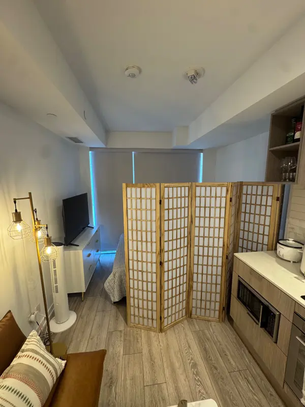 2020 Bathurst ST #535, Toronto C03, ON M5P 0A6