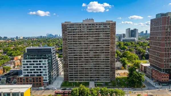 666 Spadina Ave AVE #1512, Toronto C01, ON M5S 2H8