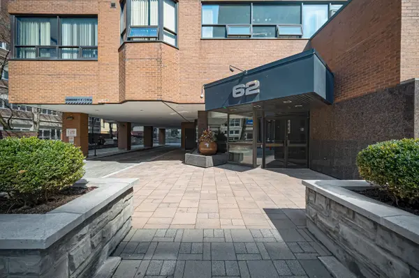 62 Wellesley ST W #803, Toronto C01, ON M5S 2X3