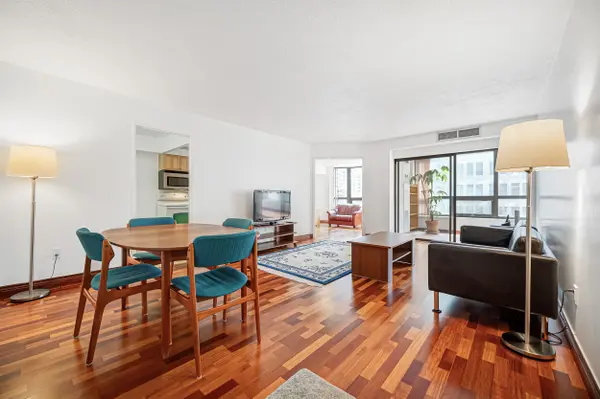 62 Wellesley ST W #803, Toronto C01, ON M5S 2X3