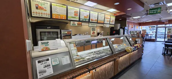 3305 Sheppard AVE E, Toronto E05, ON M1T 3K2