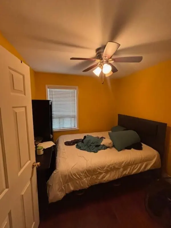 110 Darlingside DR, Toronto E10, ON M1E 3P5