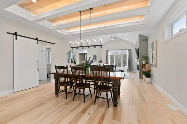 18 Lakeview RD, Oro-medonte, ON L0L 2E0