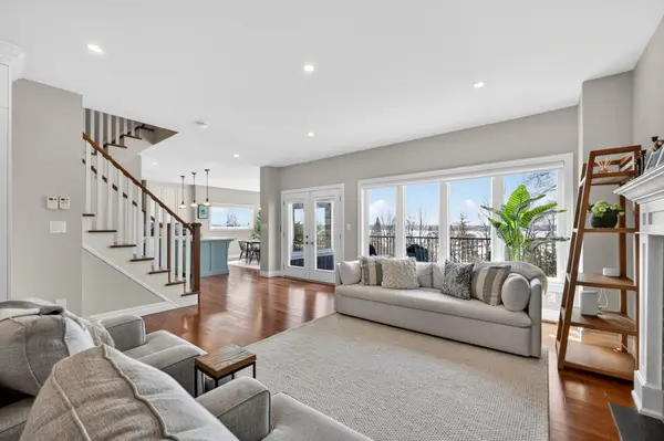 187 Shanty Bay RD, Barrie, ON L4M 1E1