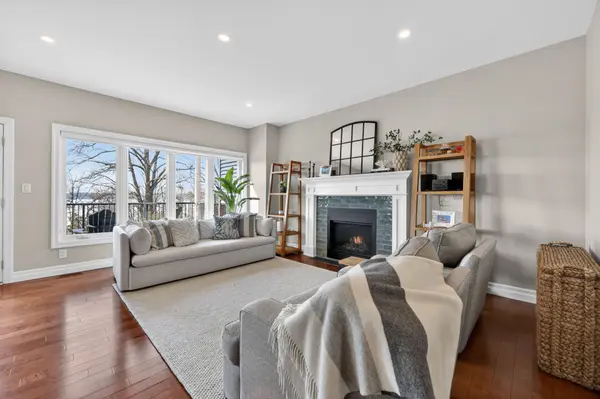 187 Shanty Bay RD, Barrie, ON L4M 1E1