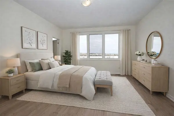 3189 Mintwood CIR, Oakville, ON L6H 7C3