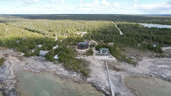 794 Dorcas Bay RD, Northern Bruce Peninsula, ON N0H 2R0
