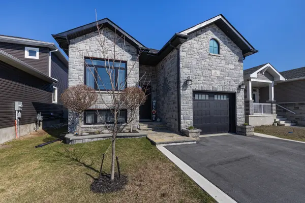 133 Brennan CRES, Loyalist, ON K0H 2H0