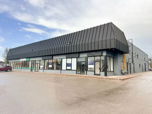 41 Mondamin ST #Unit 3, St. Thomas, ON N5P 2V3