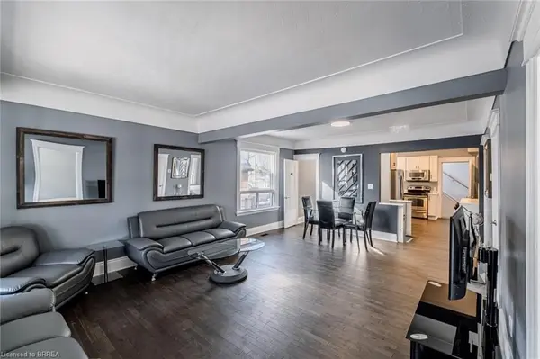 42 East 31st ST, Hamilton, ON L8V 3N7