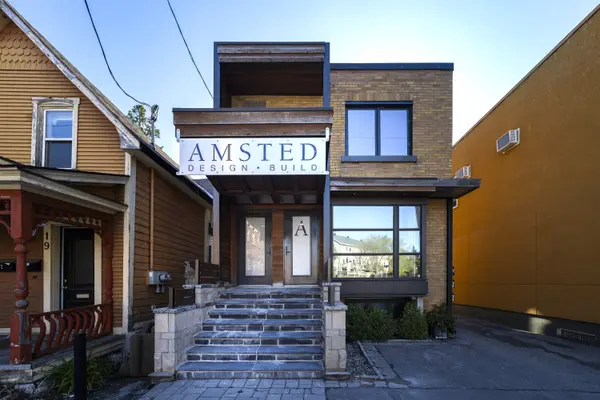 17 Springfield RD, New Edinburgh - Lindenlea, ON K1M 1C8