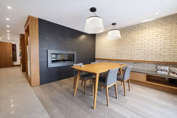 17 Springfield RD, New Edinburgh - Lindenlea, ON K1M 1C8