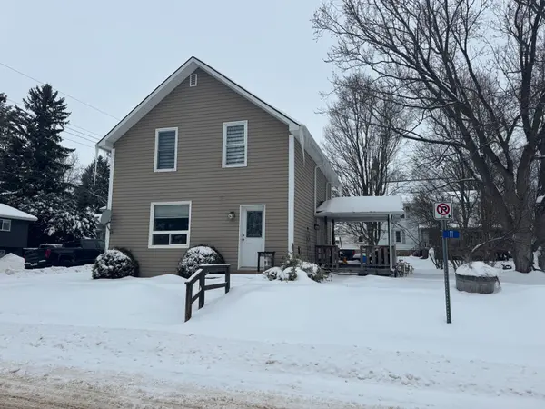 11 James St ST, Lansdowne Village, ON K0E 1L0