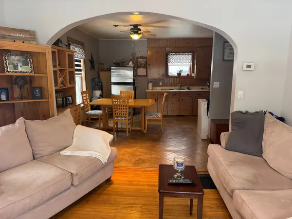 11 James St ST, Lansdowne Village, ON K0E 1L0